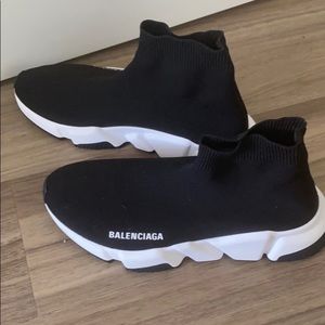 BALENCIAGA SPEED TRAINERS women’s SIZE 7 (38 Eur)